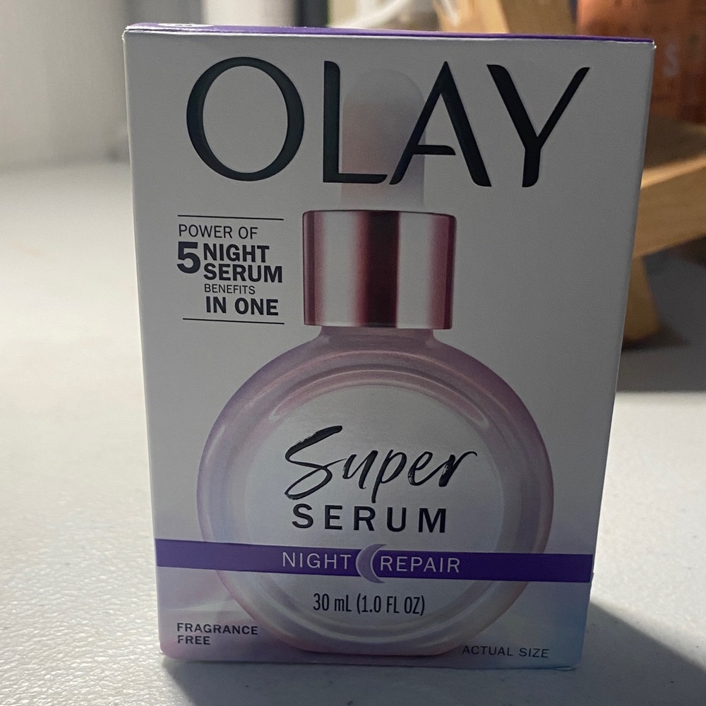 OLAY Super Serum Night Repair with Purple and Silver Design